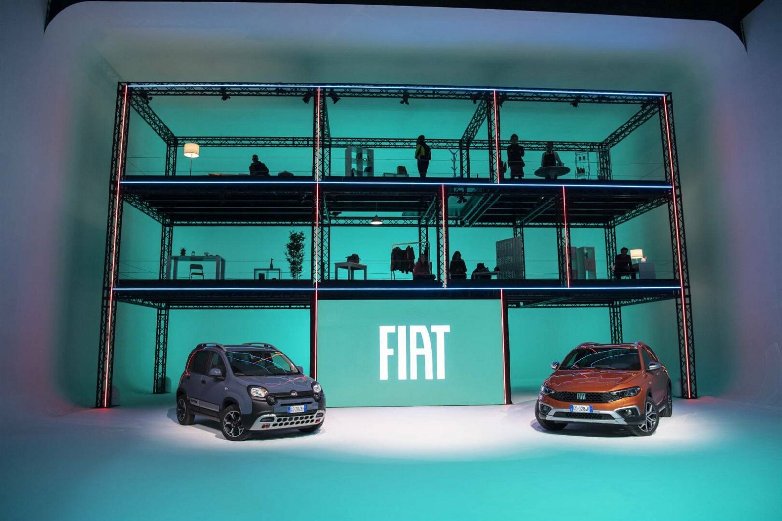 Immagine di Fiat rinnova la gamma: arrivano Tipo Cross e Panda Sport