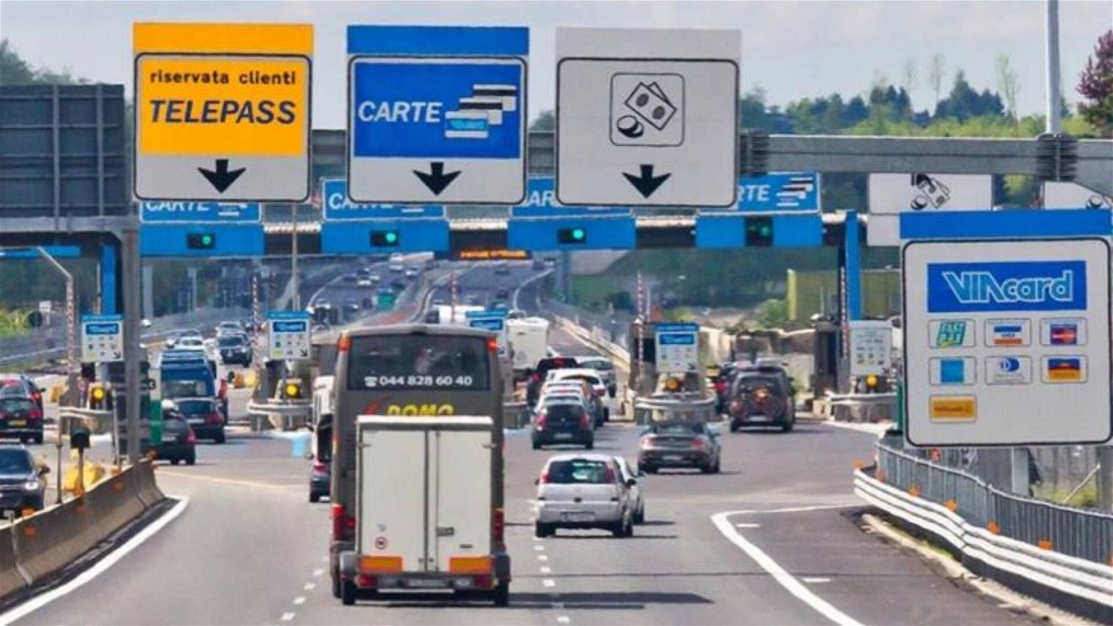 Immagine di Nuovo pedaggio autostradale: tariffe più alte per auto più inquinanti