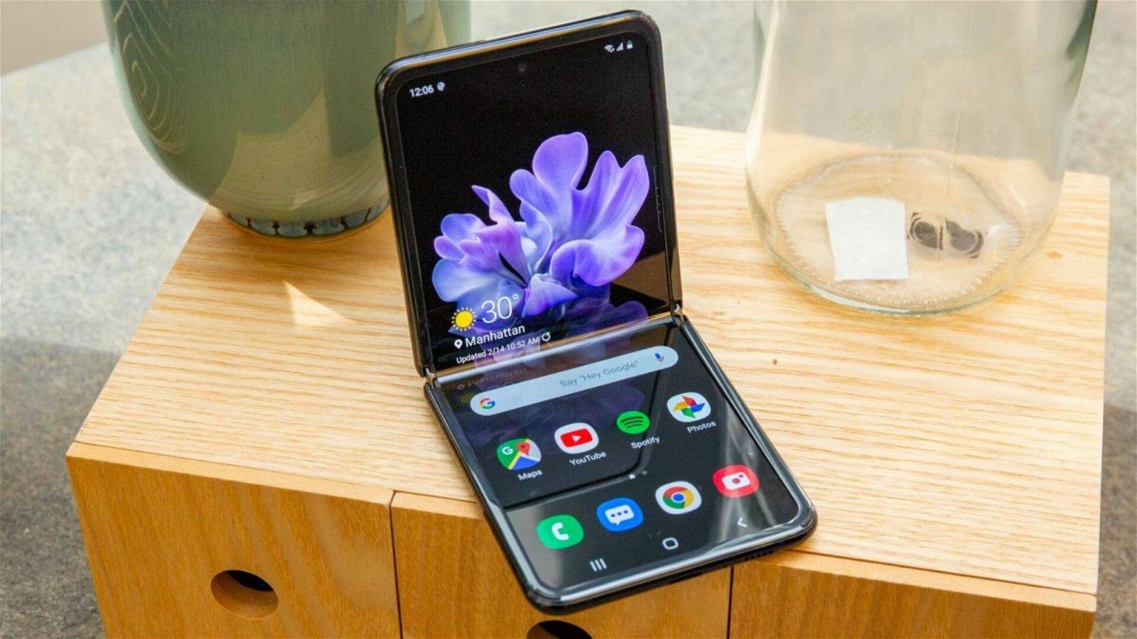 Immagine di 620€ di sconto sul Samsung Galaxy Z Flip nel Solo per oggi Mediaworld
