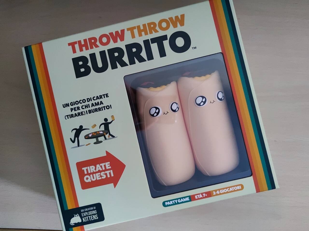Immagine di Throw Throw Burrito, la recensione del nuovo gioco dei creatori di Exploding Kittens
