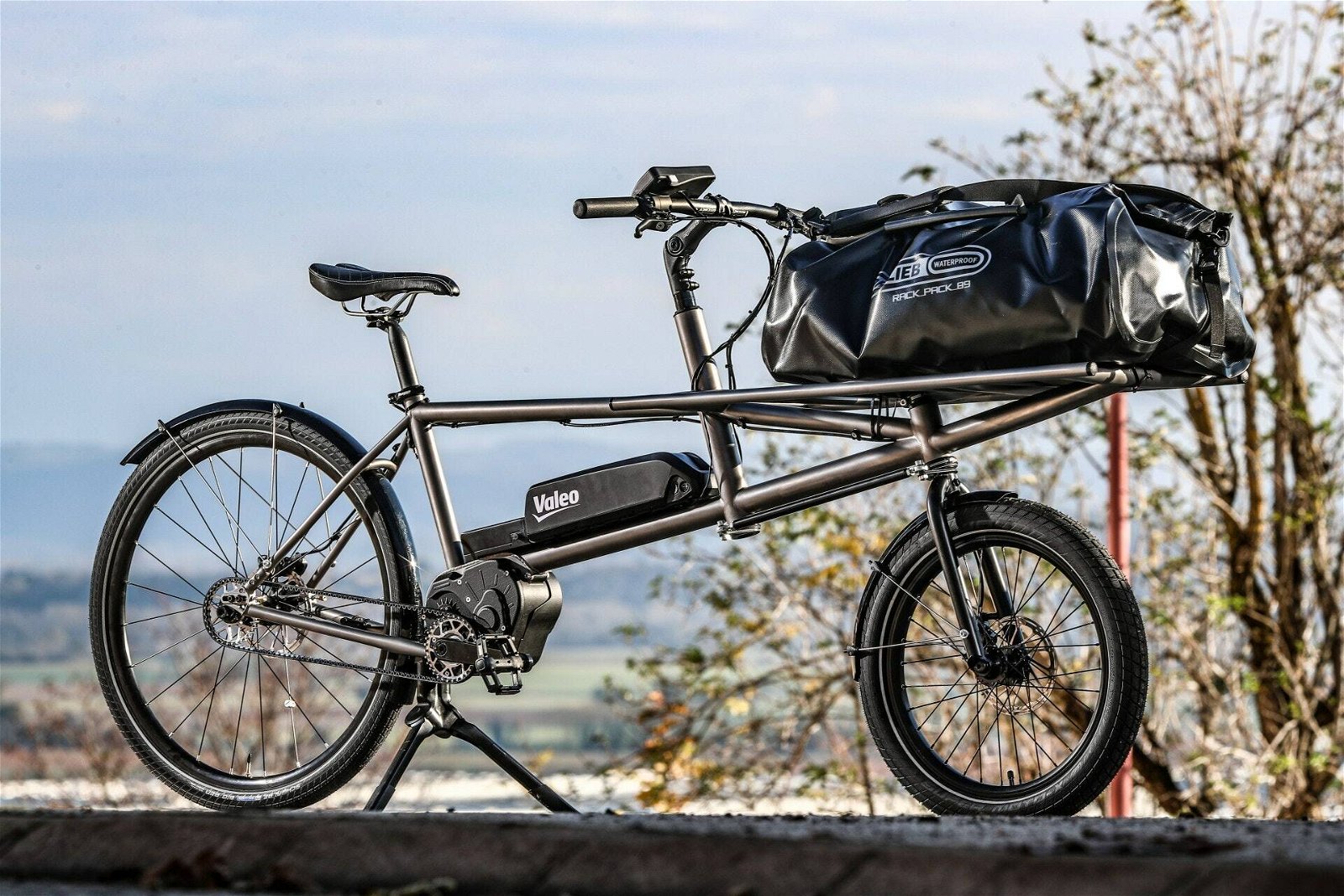 Immagine di Valeo, nuova trasmissione per bici elettriche: pedalata assistita e cambio automatico