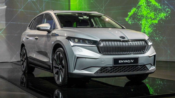 Immagine di Skoda Enyaq iV: il SUV elettrico arriva in Italia