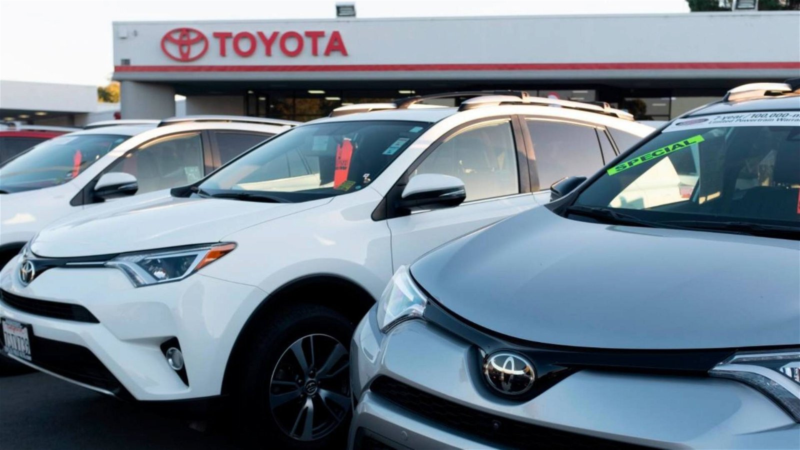 Immagine di Toyota chiede 8$ al mese per accendere l'auto da remoto
