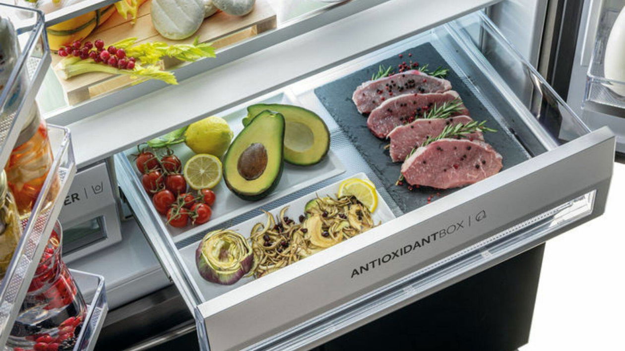 Immagine di 800€ di sconto sul frigorifero Haier HFF-750CGBJ nel Solo per oggi Mediaworld