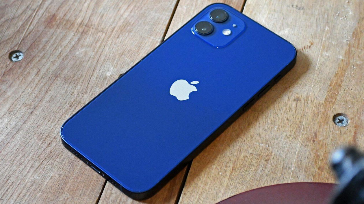 Immagine di iPhone 12 a meno di 800€ nelle offerte imperdibili di eBay