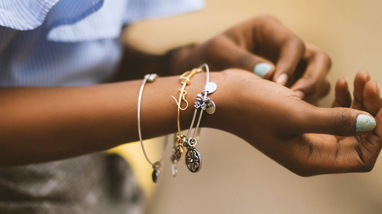 Immagine di Offerte di settembre Amazon: gioielli, orologi e non solo in queste offerte extra lusso!