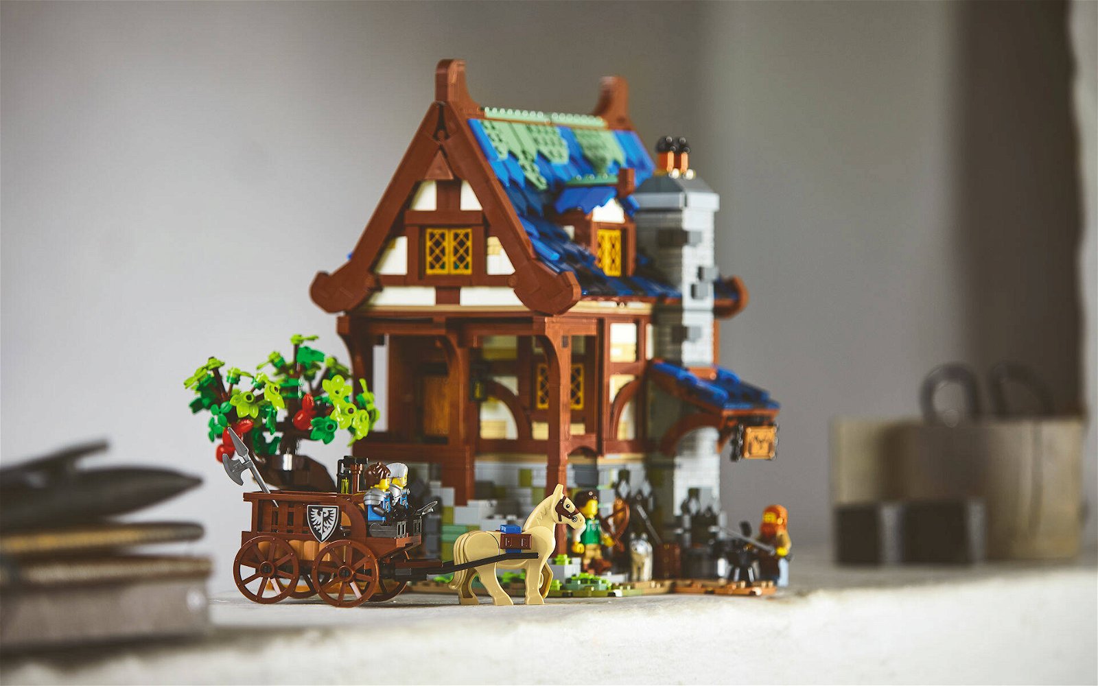 Immagine di LEGO: presentato il nuovo set Ideas #21325 Fabbro medievale
