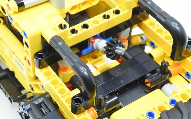 lego-technic-jeep-wrangler-rubicon-recensione-142000.jpg