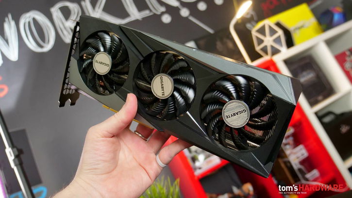 Immagine di Nvidia, che disastro: i nuovi driver eliminano il blocco anti-mining