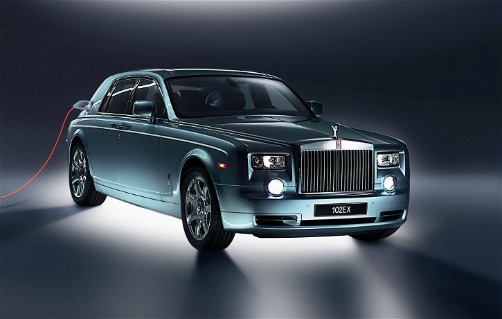 Immagine di Rolls Royce Seraph, in arrivo un misterioso modello: forse ibrido?