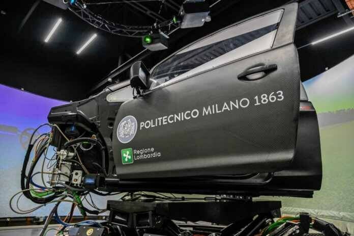Immagine di Guida autonoma, al Politecnico di Milano inaugurato un evoluto simulatore