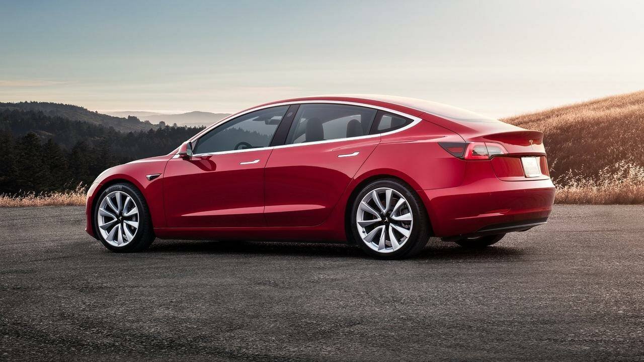 Immagine di Tesla perde mercato a causa della Ford Mustang Mach-E