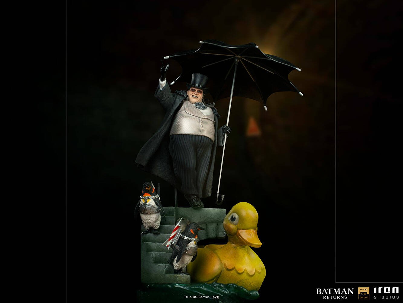 Immagine di Batman Returns, in arrivo The Penguin 1:10 da Iron Studios