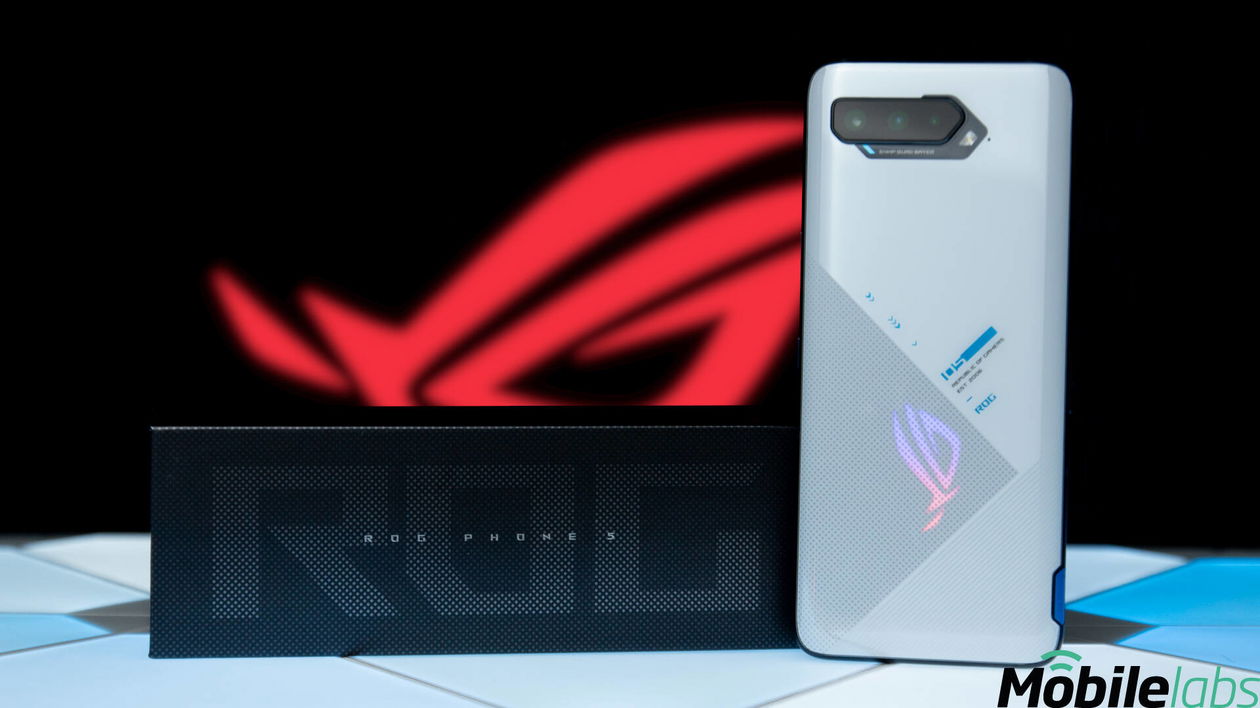 Immagine di Asus ROG Phone 5 recensione, il re degli eccessi