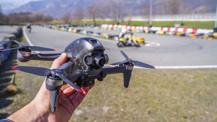 Immagine di DJI FPV - Recensione