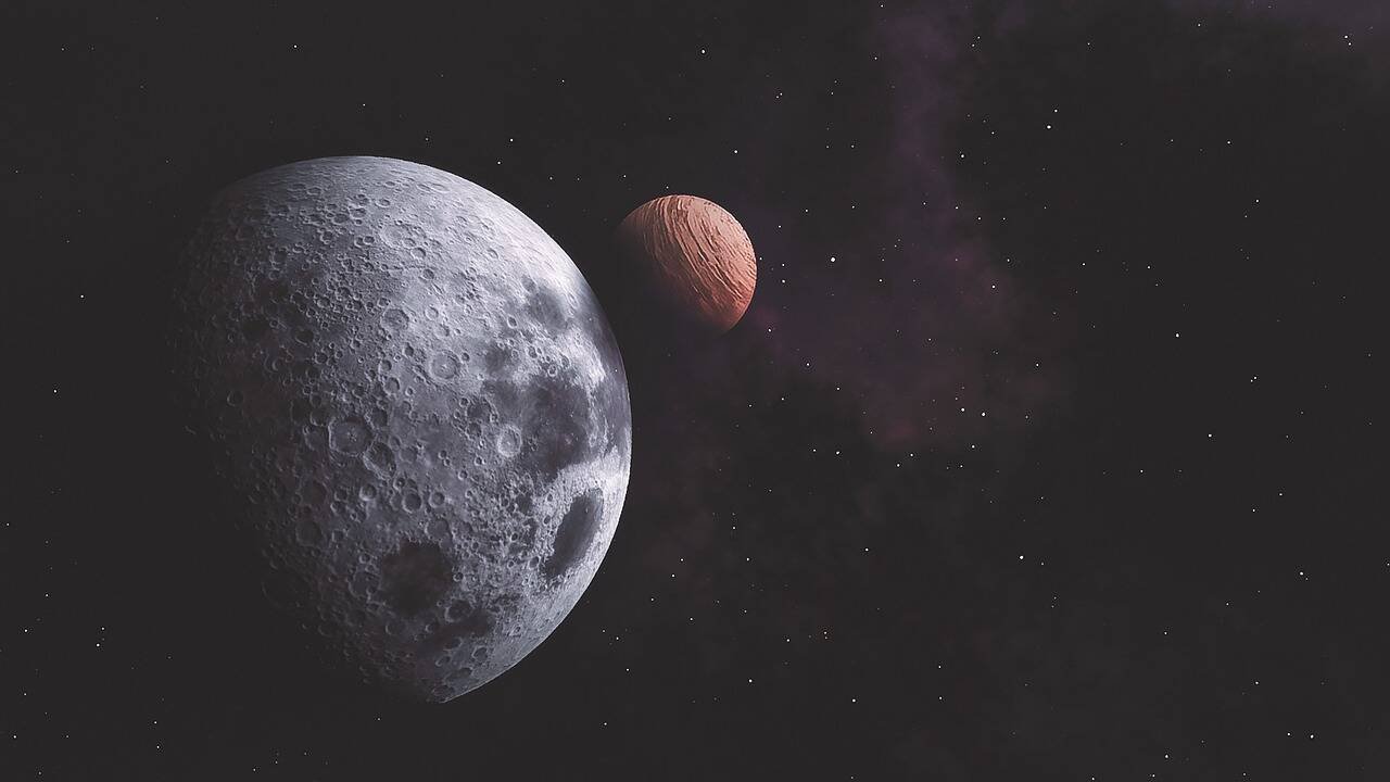 Immagine di Scoperta una super luna al di fuori del nostro sistema solare