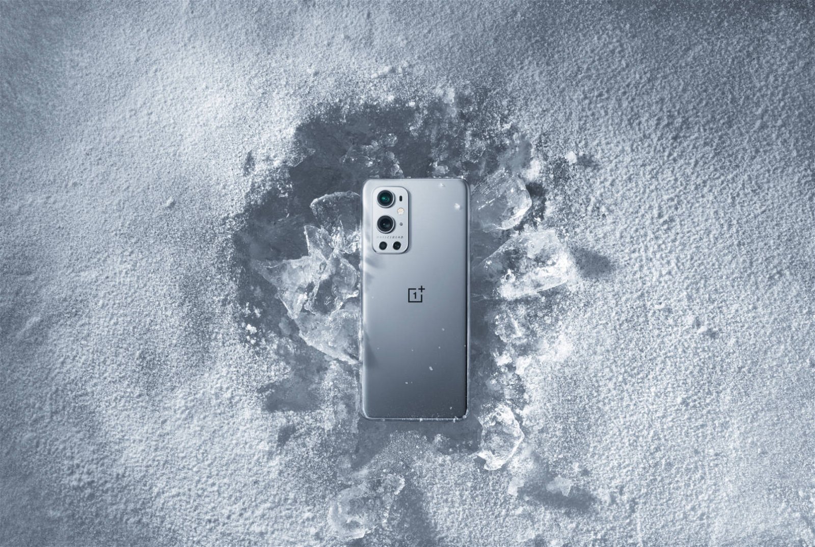Immagine di Problemi per OnePlus 9 Pro, gli utenti segnalano un surriscaldamento eccessivo
