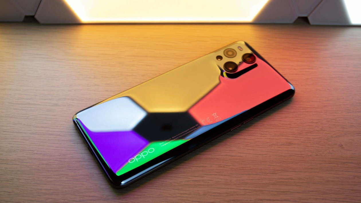 Immagine di Acquista Oppo Find X3 e ricevi in omaggio Oppo Watch, Oppo Enco e cover!