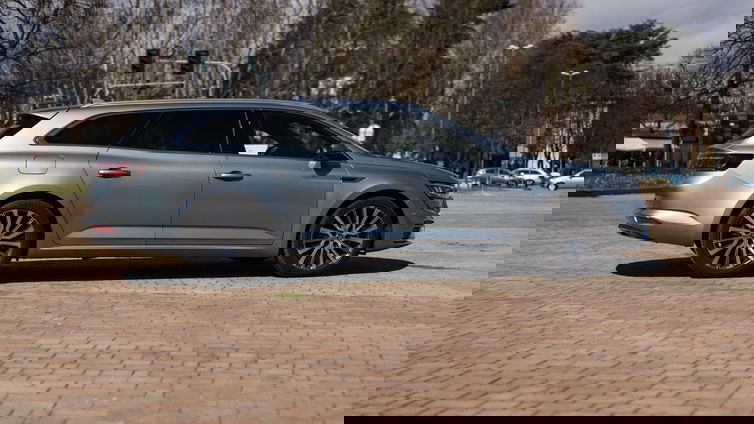Immagine di Prova, Renault Talisman Sporter: alla riconquista del segmento perso