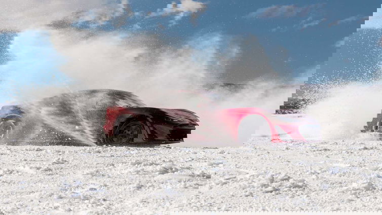 Immagine di La Drako GTE si mostra in straordinari drifting sul ghiaccio