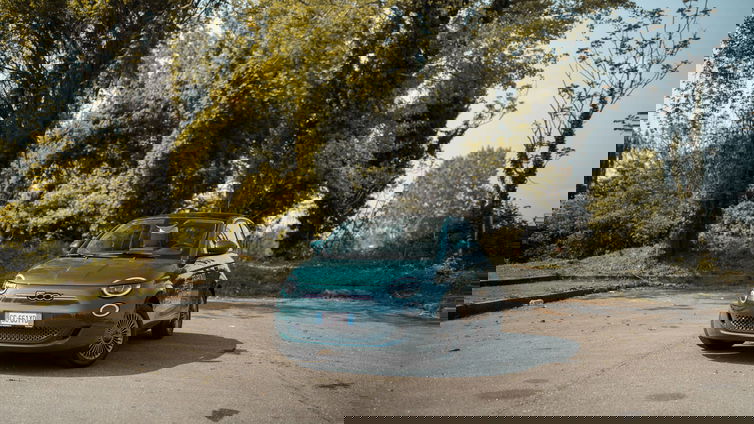 Immagine di Green NCAP, 5 stelle per la Fiat 500 elettrica
