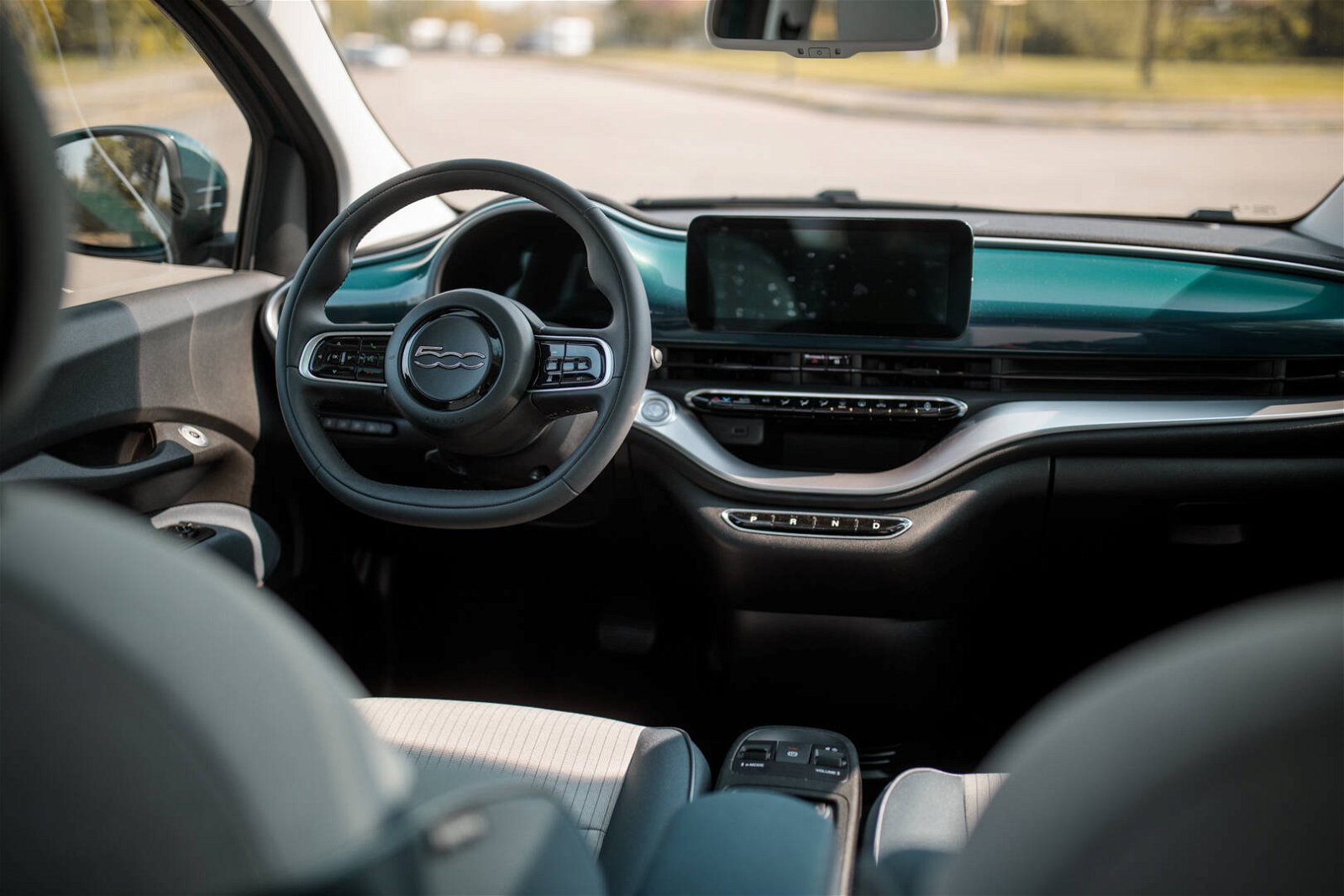 Immagine di Mobile Drive, Stellantis e Foxconn insieme per le auto connesse