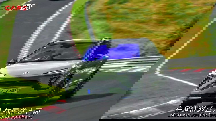 Immagine di Nio ES6, il SUV elettrico cinese sfida il circuito di Nurburgring