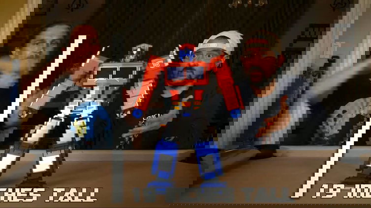 Immagine di Hasbro, in arrivo Optimus Prime da 700 dollari che si trasforma da solo