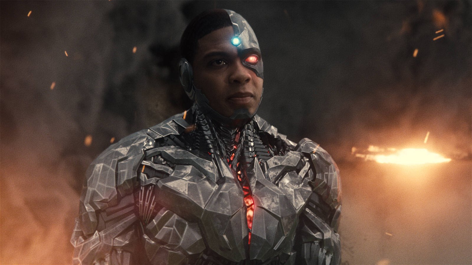 Immagine di Ray Fisher spera ancora di interpretare Cyborg in The Flash