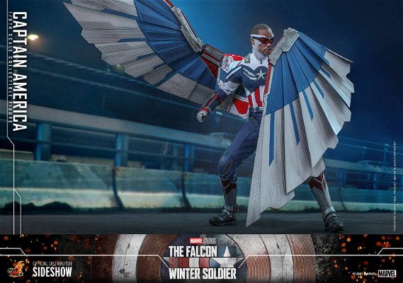 captain-america-sixth-scale-figure-by-hot-toys-158015.jpg