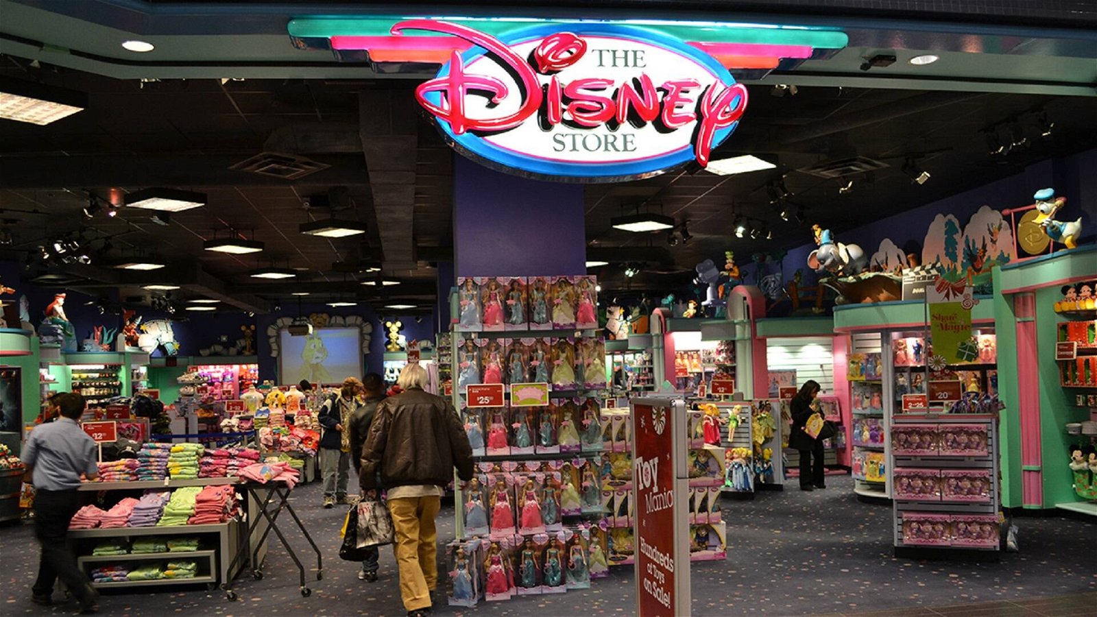Immagine di Disney Store: chiudono i negozi in tutta Italia