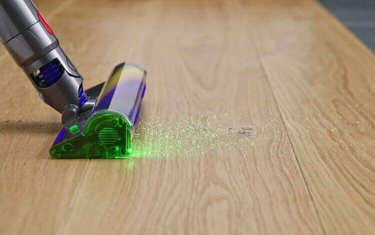 dyson-laser-163740.jpg