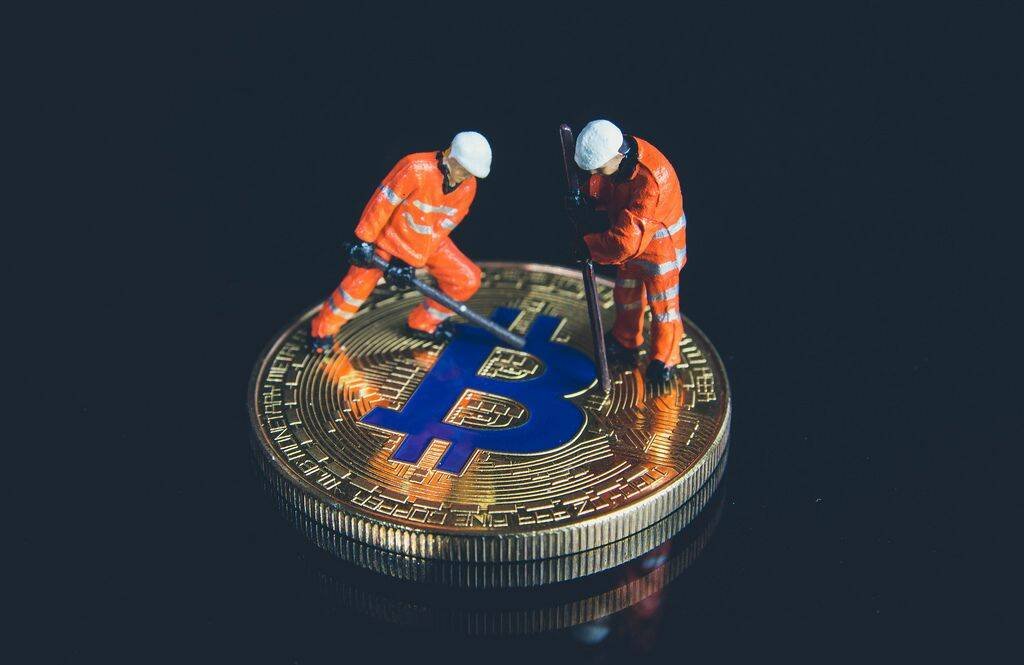 Immagine di Il mining di bitcoin ha generato oltre 15 miliardi di dollari di entrate nel 2021