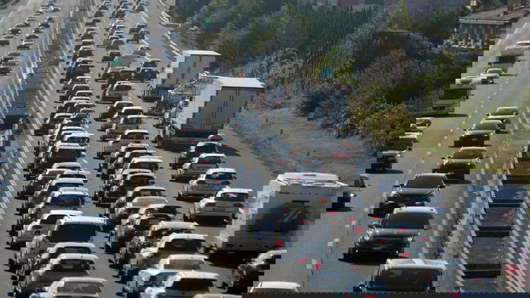 Immagine di A8 Milano Laghi, la prima autostrada d’Italia a 5 corsie