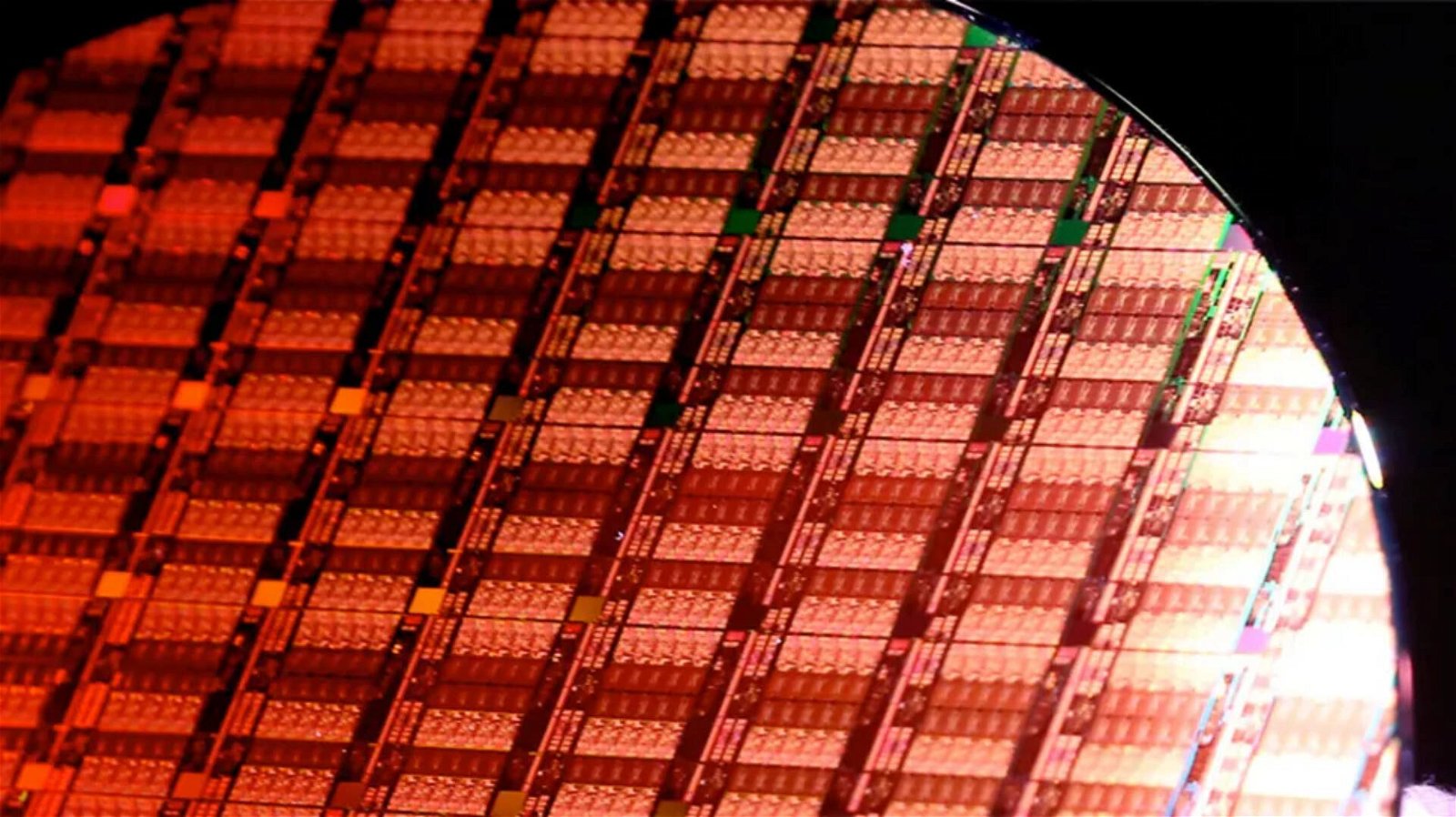 Immagine di Intel rimane il più grande produttore di chip al mondo, ma AMD guadagna posizioni