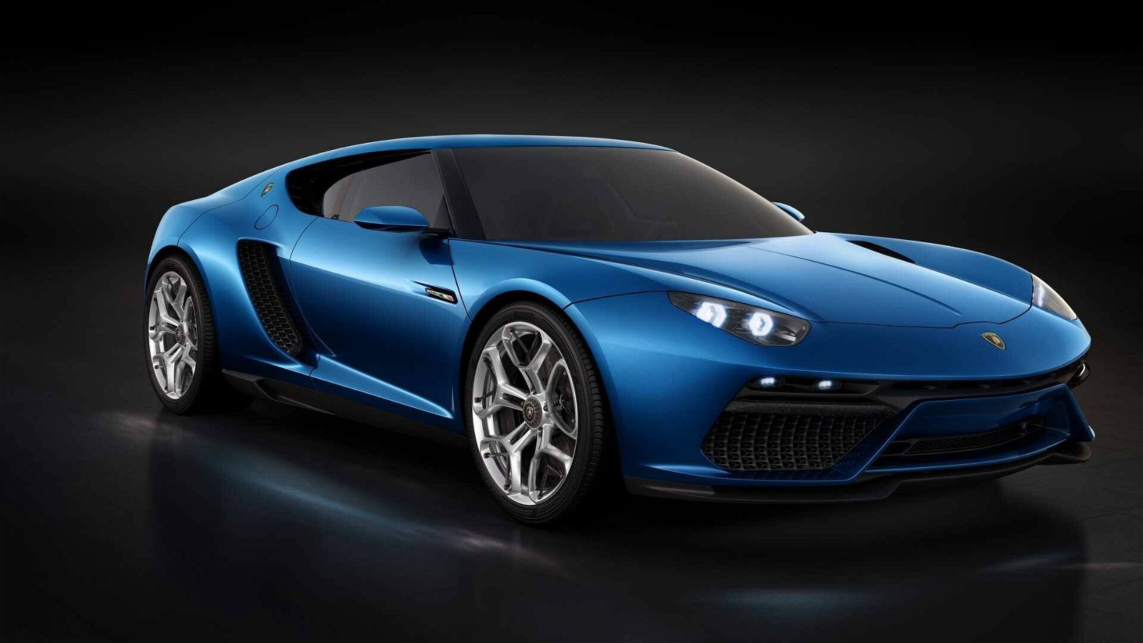 Immagine di Lamborghini, nuovi dettagli sull’elettrica che arriverà nel 2027