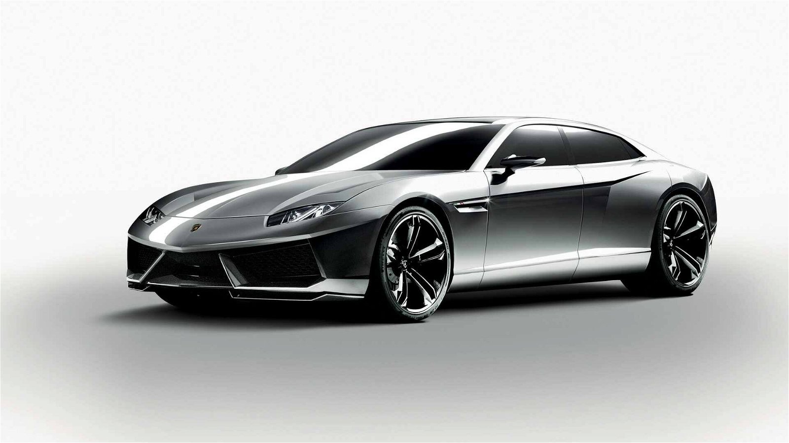 Immagine di Lamborghini registra il nome Revuelto: è lei la prima elettrica?
