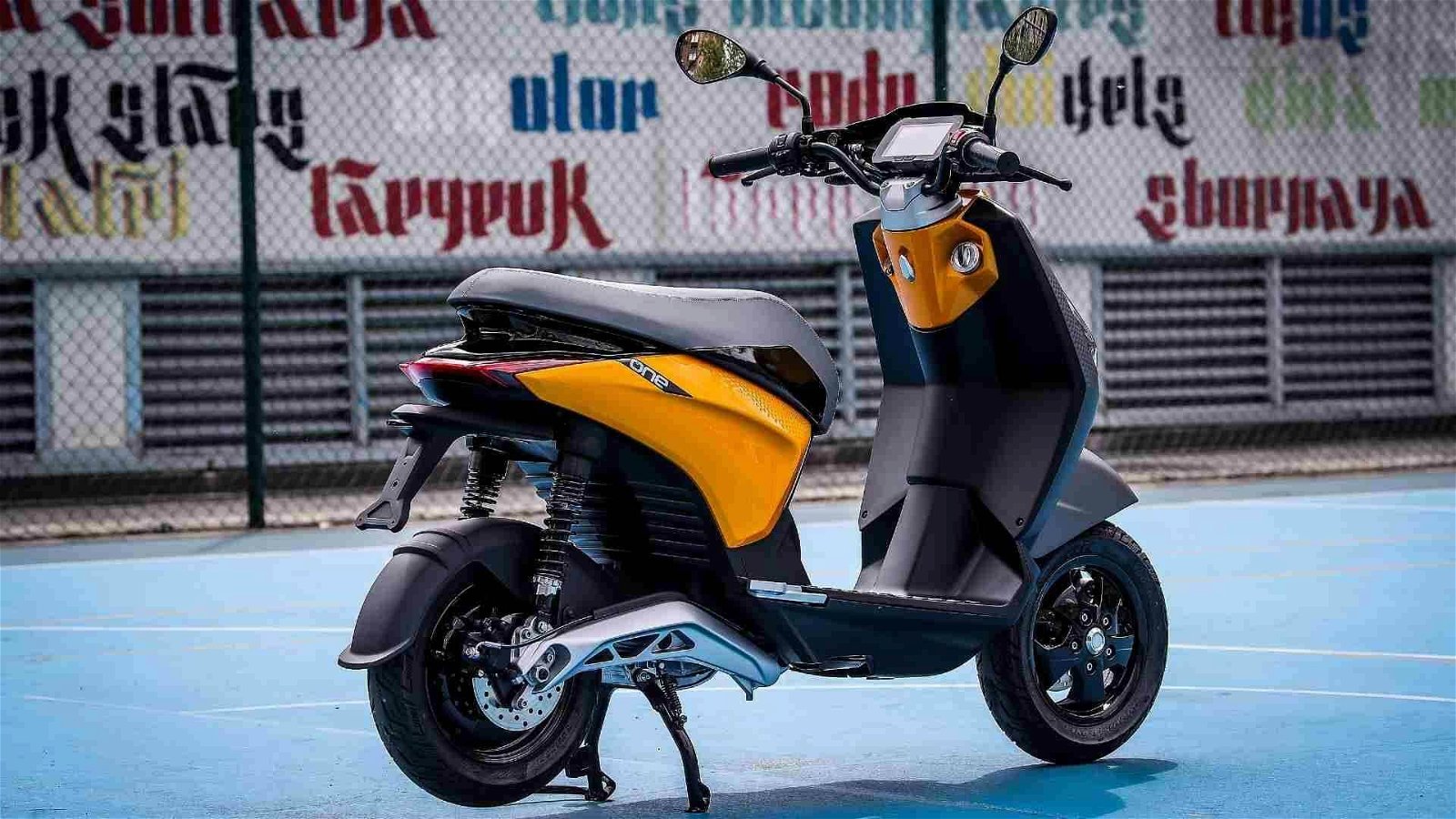 Immagine di Piaggio One, il nuovo scooter elettrico presentato su Tik Tok