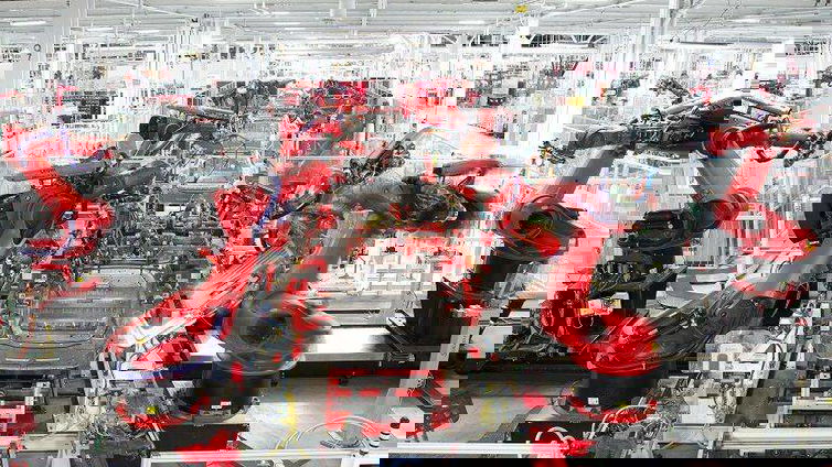 Immagine di Tesla: produzione Q2 sold-out con 2 mesi di anticipo?