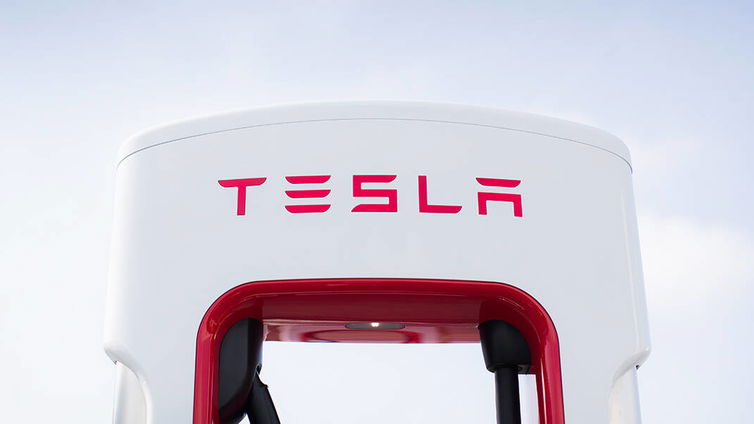 Immagine di Tesla, Supercharger aperti in Europa dal prossimo mese?