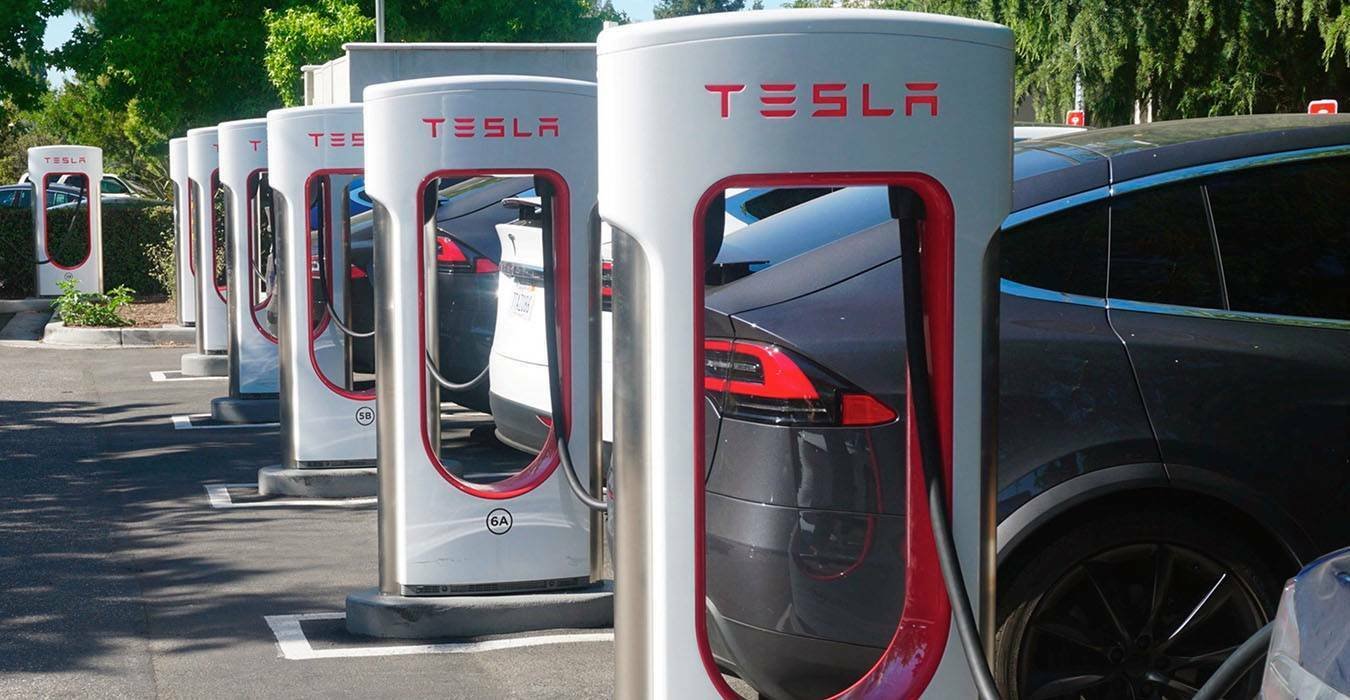 Immagine di I supercharger di Tesla saranno gratis e disponibili a tutti gli ucraini