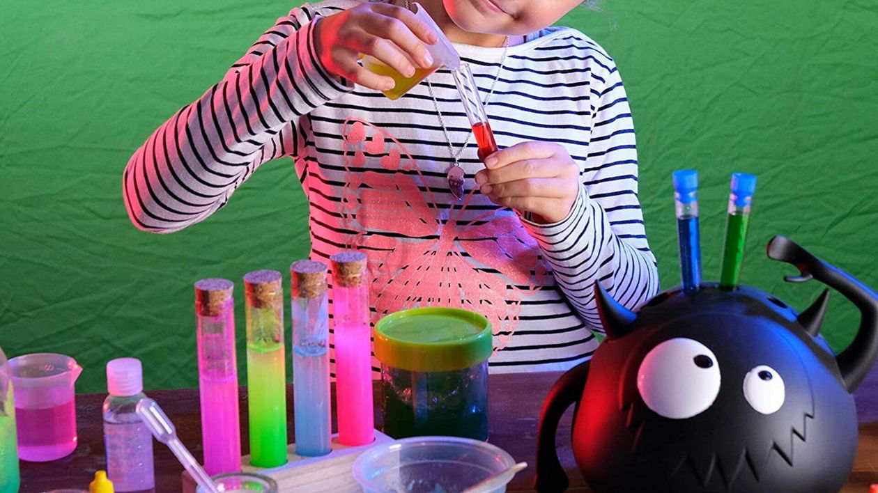 Immagine di Preparati per l'estate con gli sconti Amazon su giocattoli e giardino