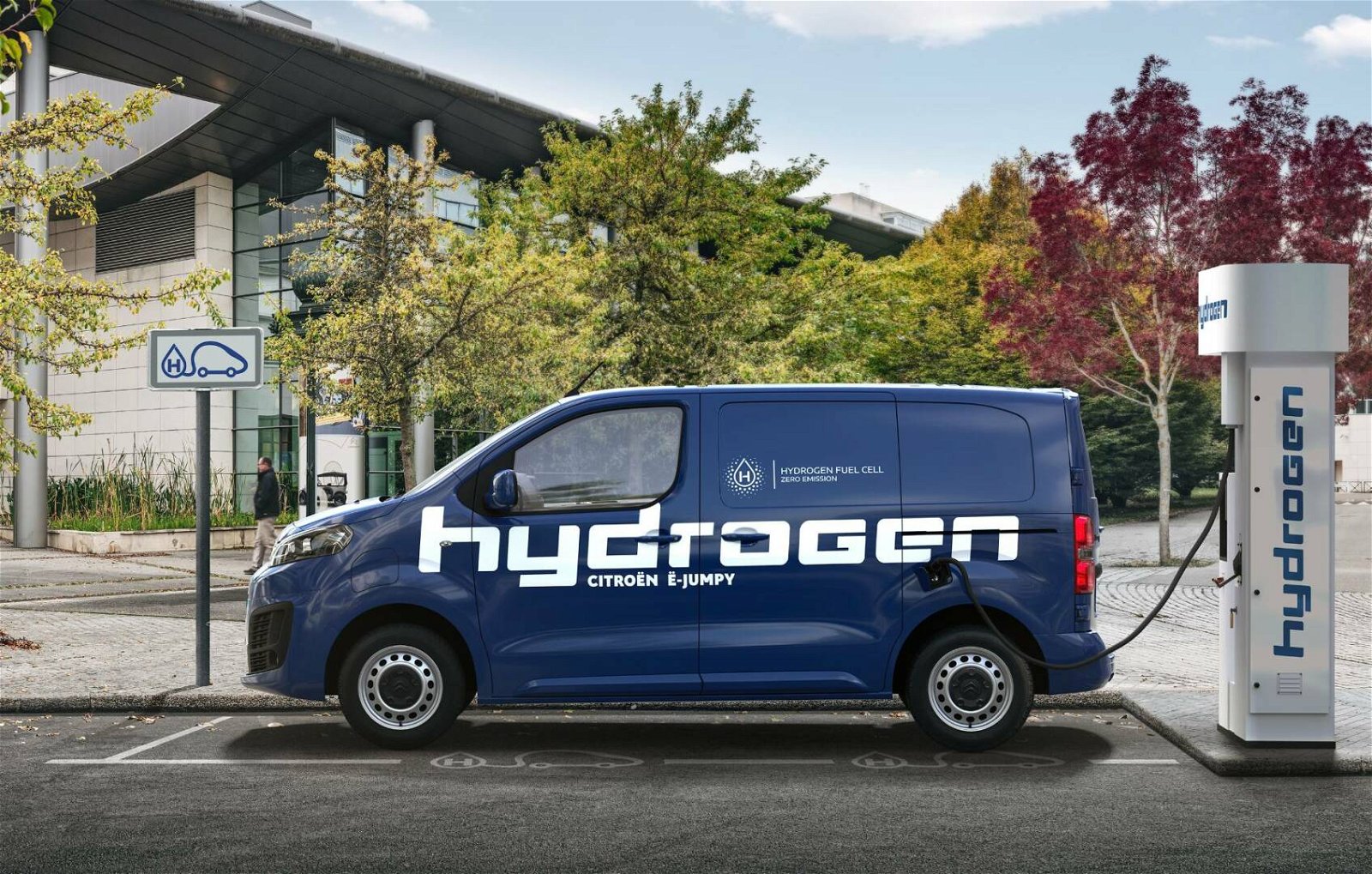 Immagine di Citroen e-Jumpy Hydrogen, il veicolo commerciale francese a idrogeno