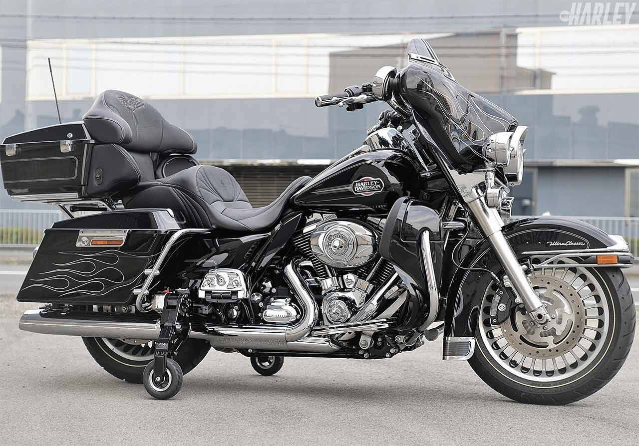 Immagine di Rotelle da moto, in Giappone nasce un kit per Harley-Davidson