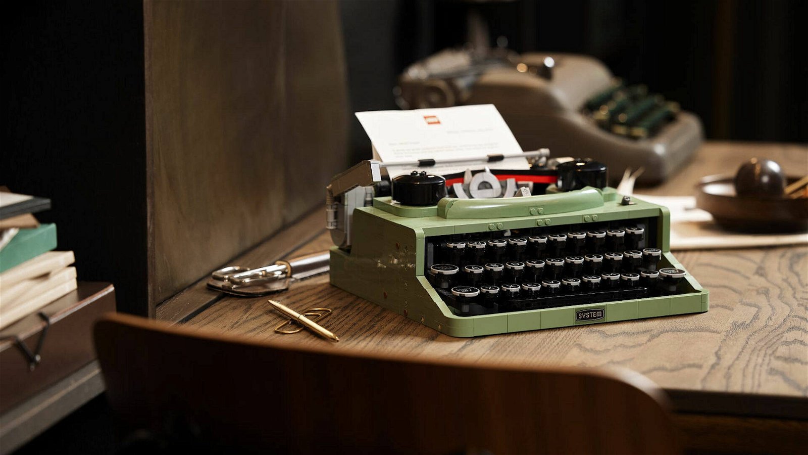 Immagine di LEGO Ideas ci riporta indietro nel tempo con il set della macchina da scrivere