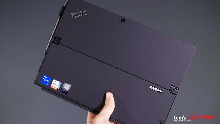Immagine di Lenovo ThinkPad X12 Detachable | Recensione