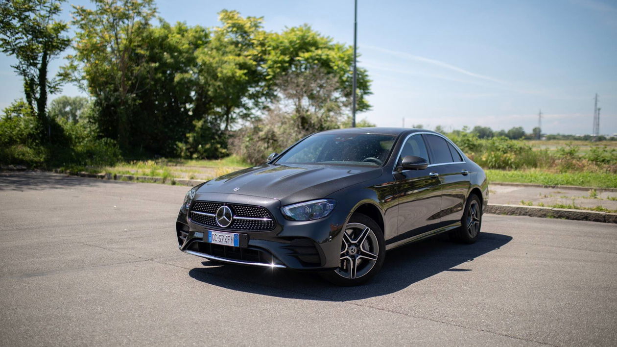 Immagine di Prova, Mercedes Classe E: brillante come un'elettrica, efficiente come un Diesel