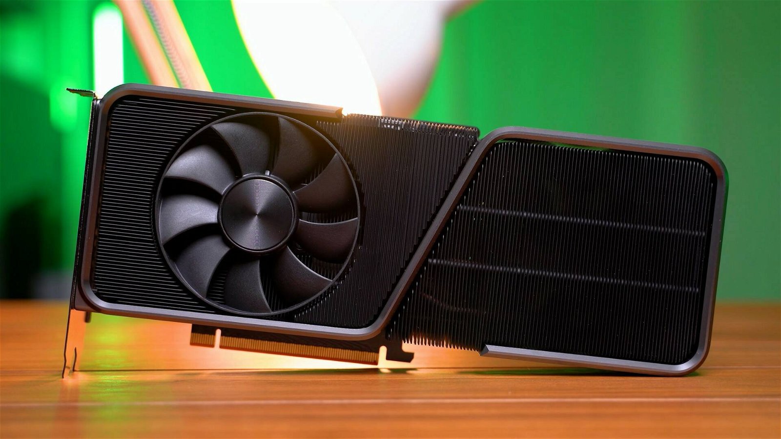 Immagine di GPU AMD e NVIDIA, i prezzi potrebbero scendere molto presto
