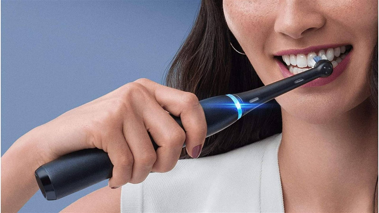 Immagine di Offerte del giorno Amazon: sconti oltre il 50% sugli spazzolini elettrici Oral-B!