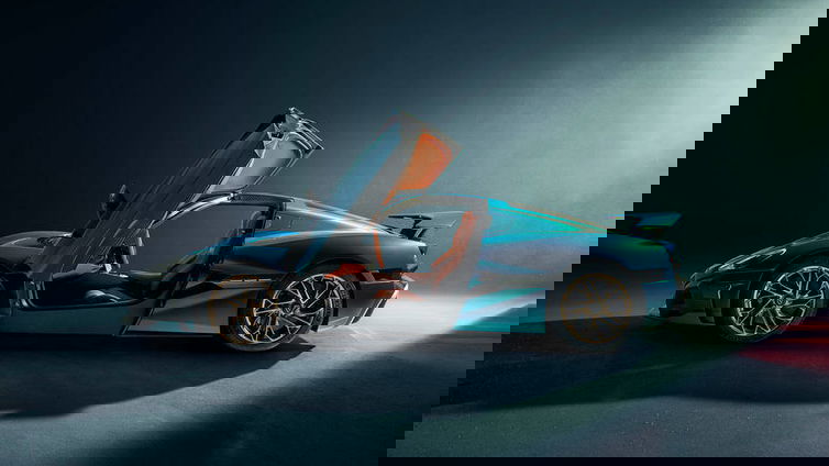 Immagine di Rimac Nevera contro Porsche Taycan: chi copre il quarto di miglio per primo?